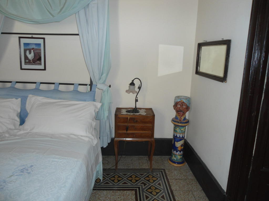 罗塞拉比安奇酒店 巴勒莫 客房 照片